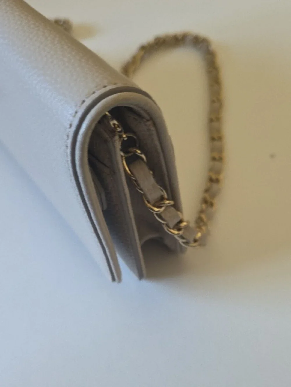 Women's Neutral Chain Leather Shoulder Clutch